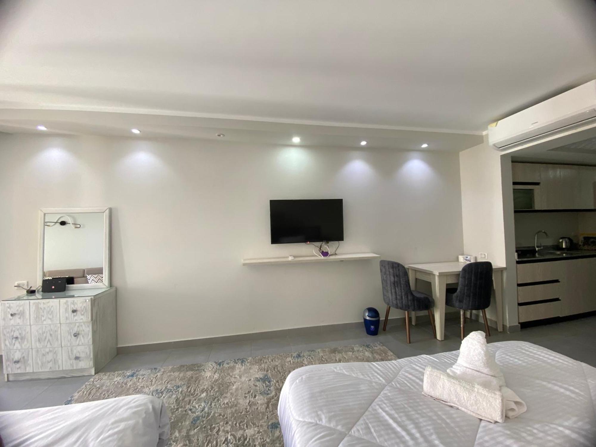 Downtown 5*