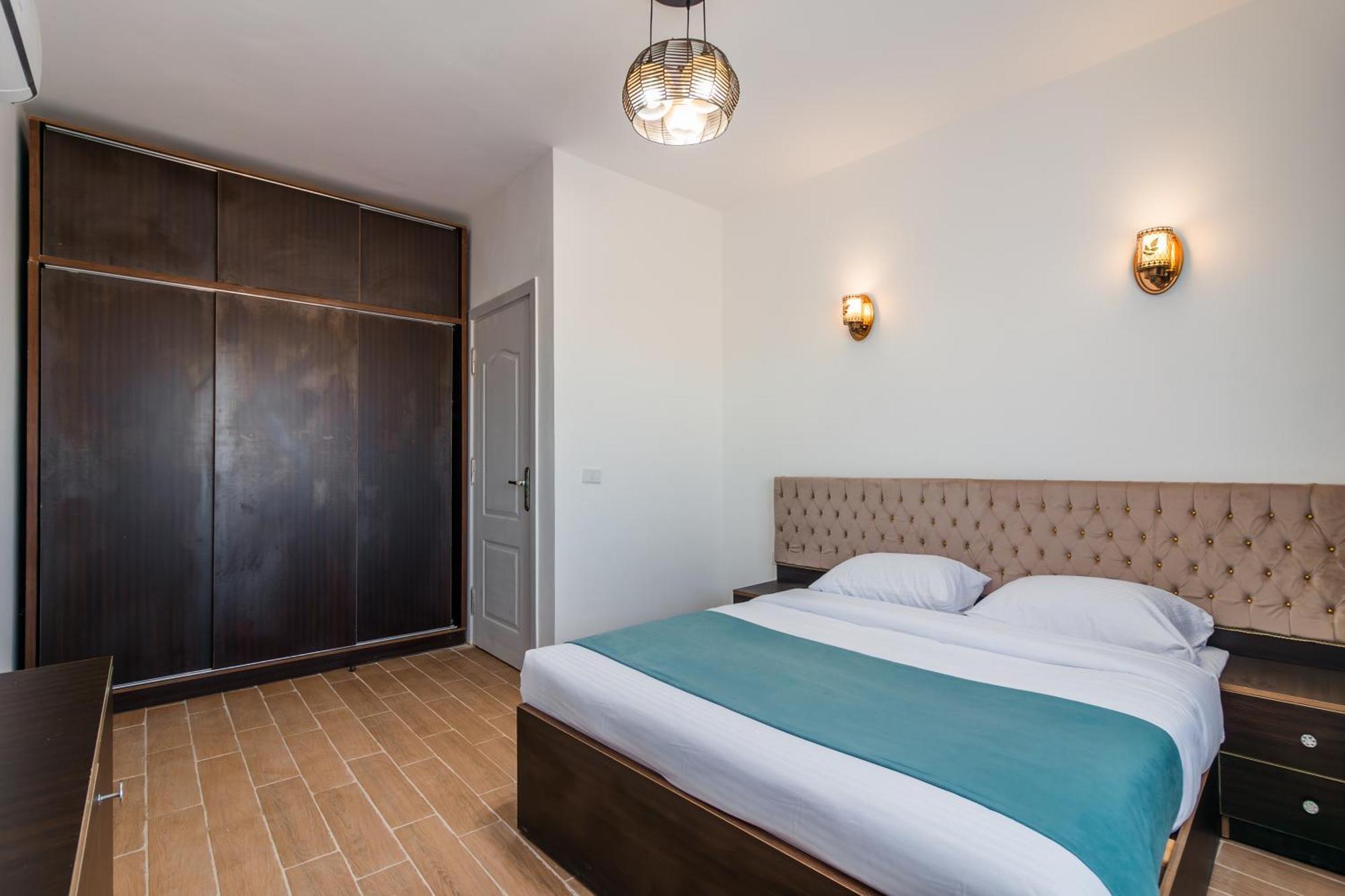 Al Saraya Sahl Hasheesh By Peaks
