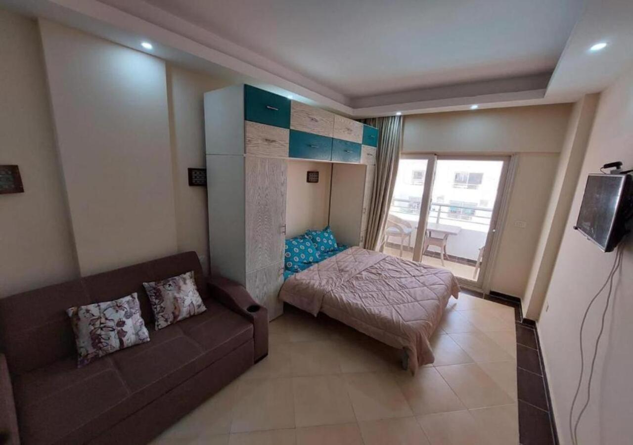Furnished For Rent In Cecilia Furnteched, Kitchenee, Near Airport * Hurghada