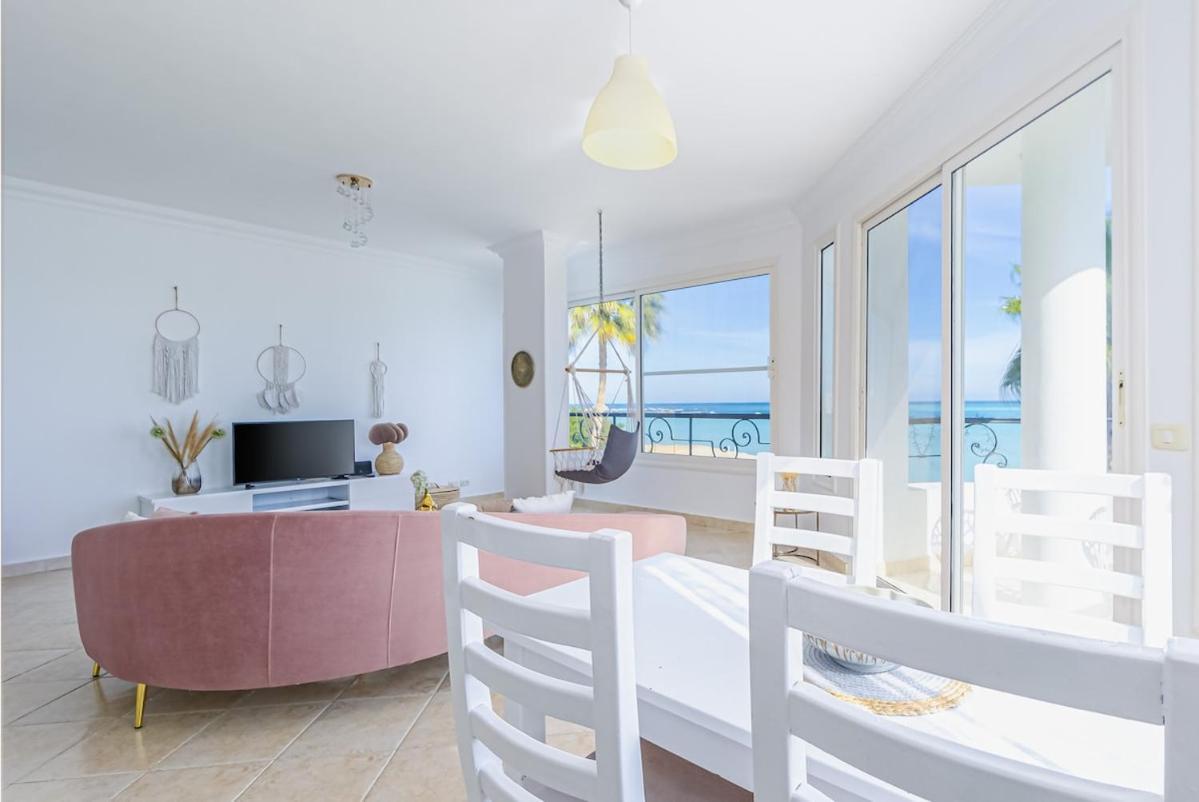 Apartment Extraordinary Apartment, Sea Access In