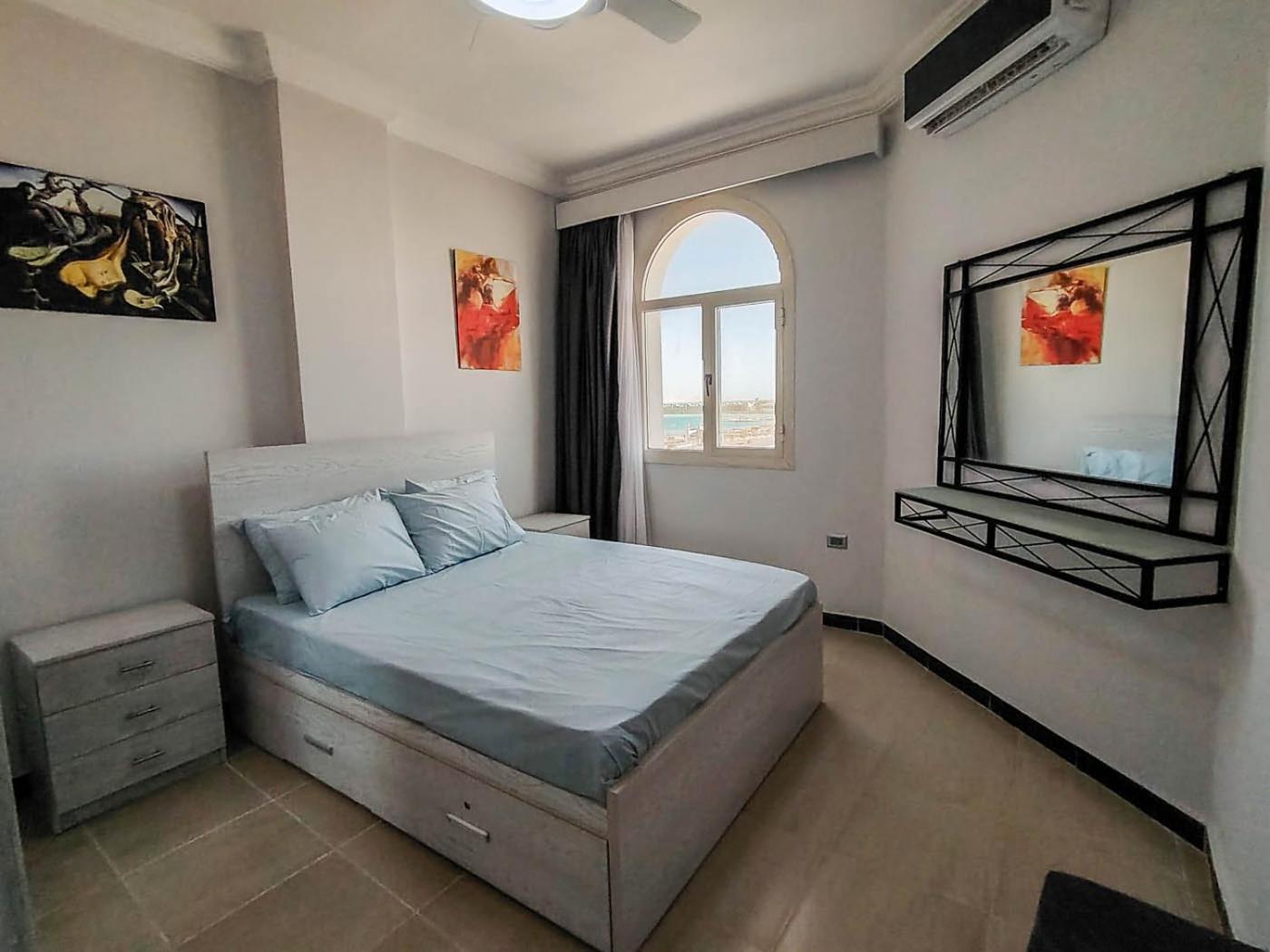 Apartment Sea View One Bedroom In Dreams *