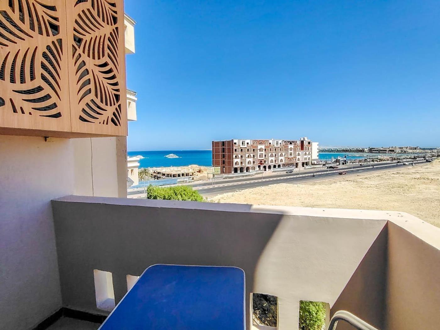 Sea View One Bedroom In Dreams Apartment *