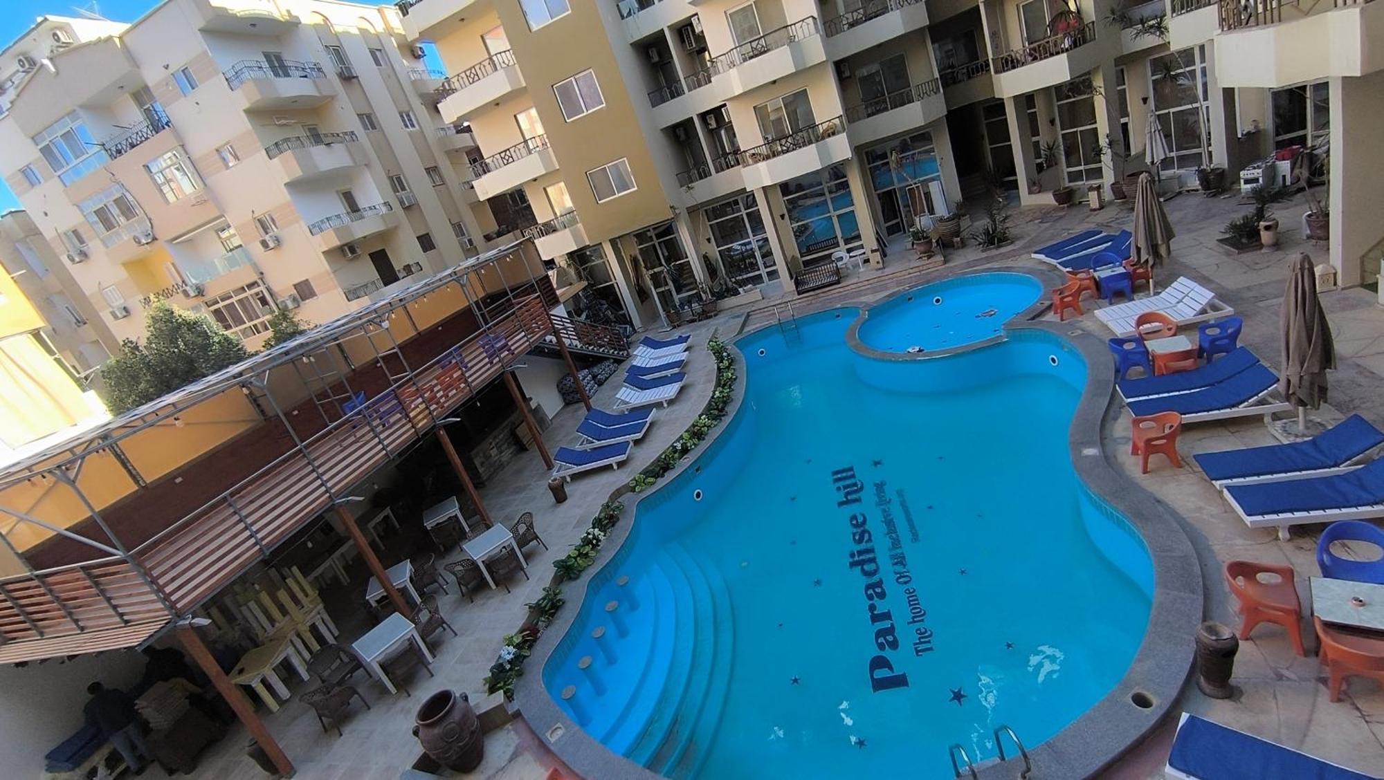 Paradise Hill Aparthotel *