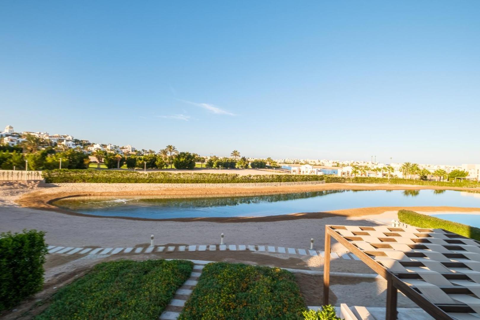 Apartment Modern 3bdr Cyan Apt: Prime Spot Hurghada