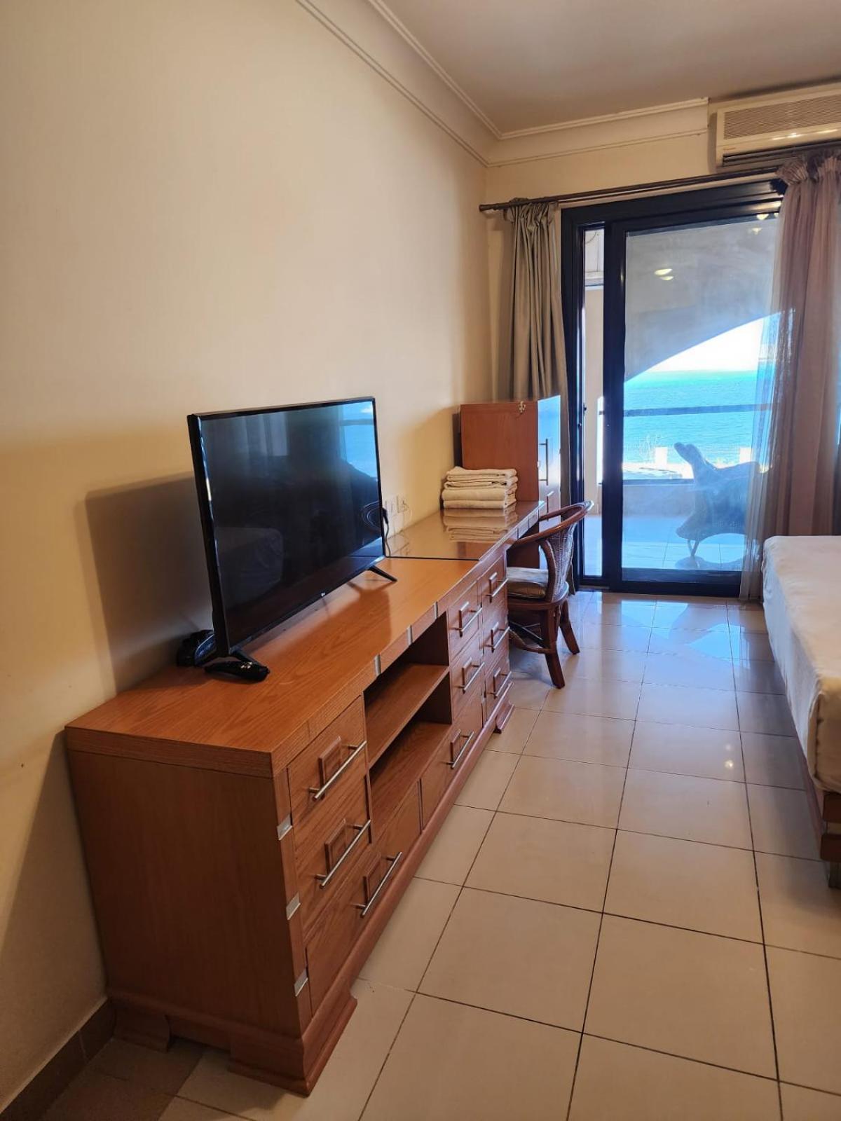 For Rent In 116 *