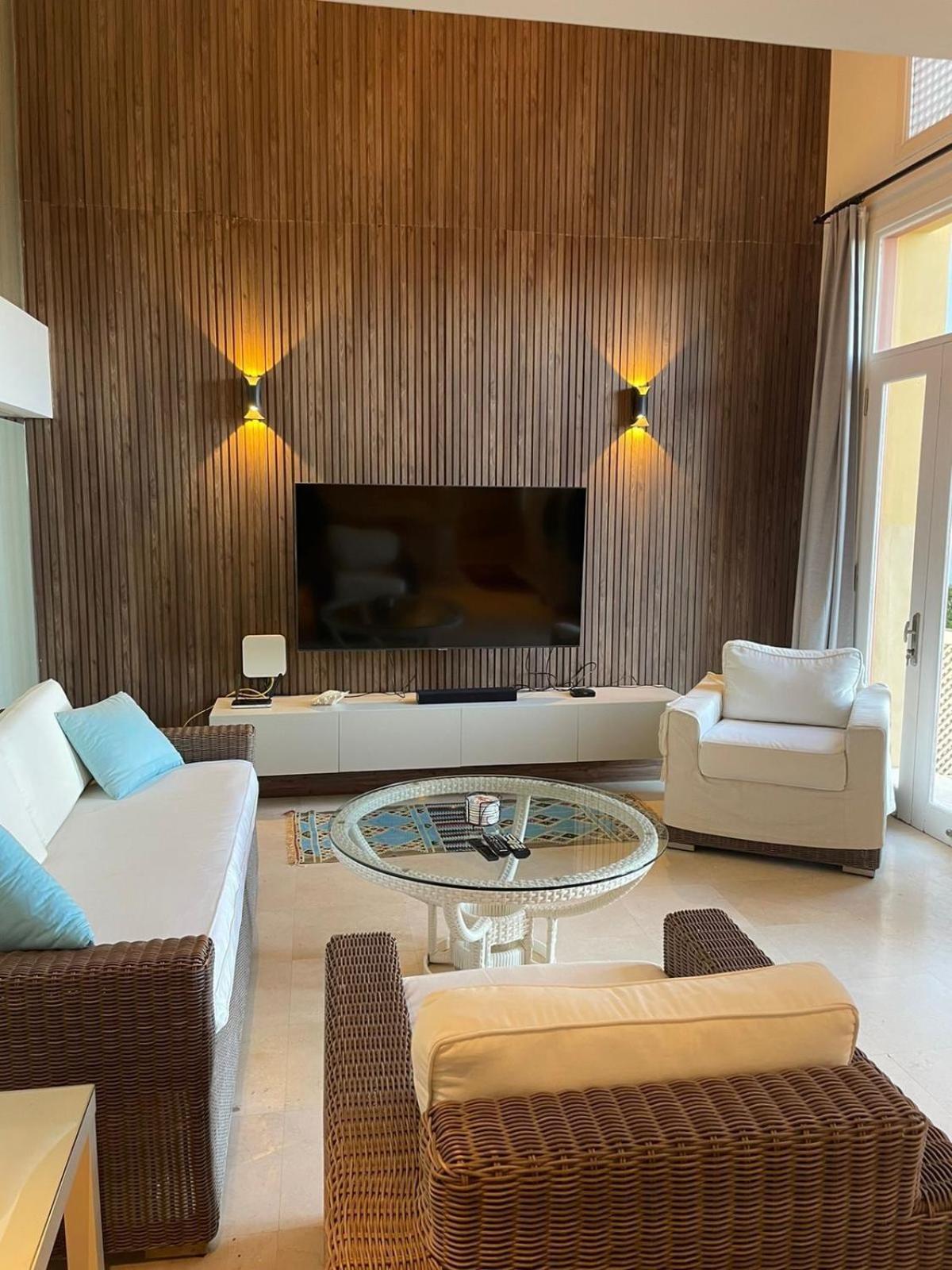 Marina Front 3 Bedroom Duplex Appartement