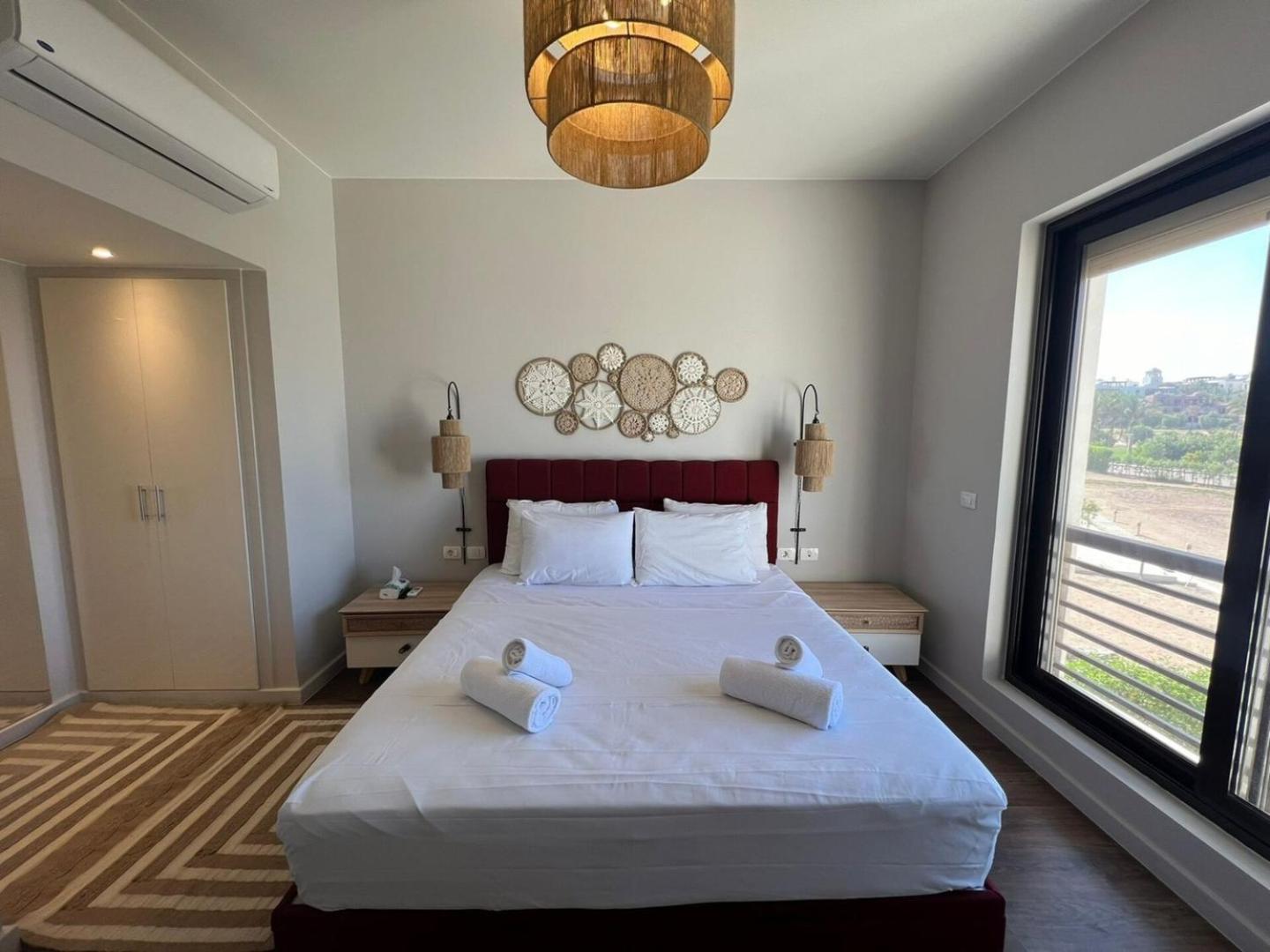 Modern 3bdr Cyan Apt: Prime Spot Apartment Hurghada