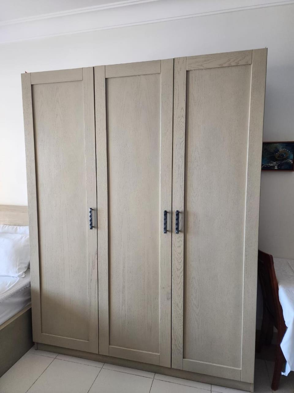 For Rent In The View 409 Apartment