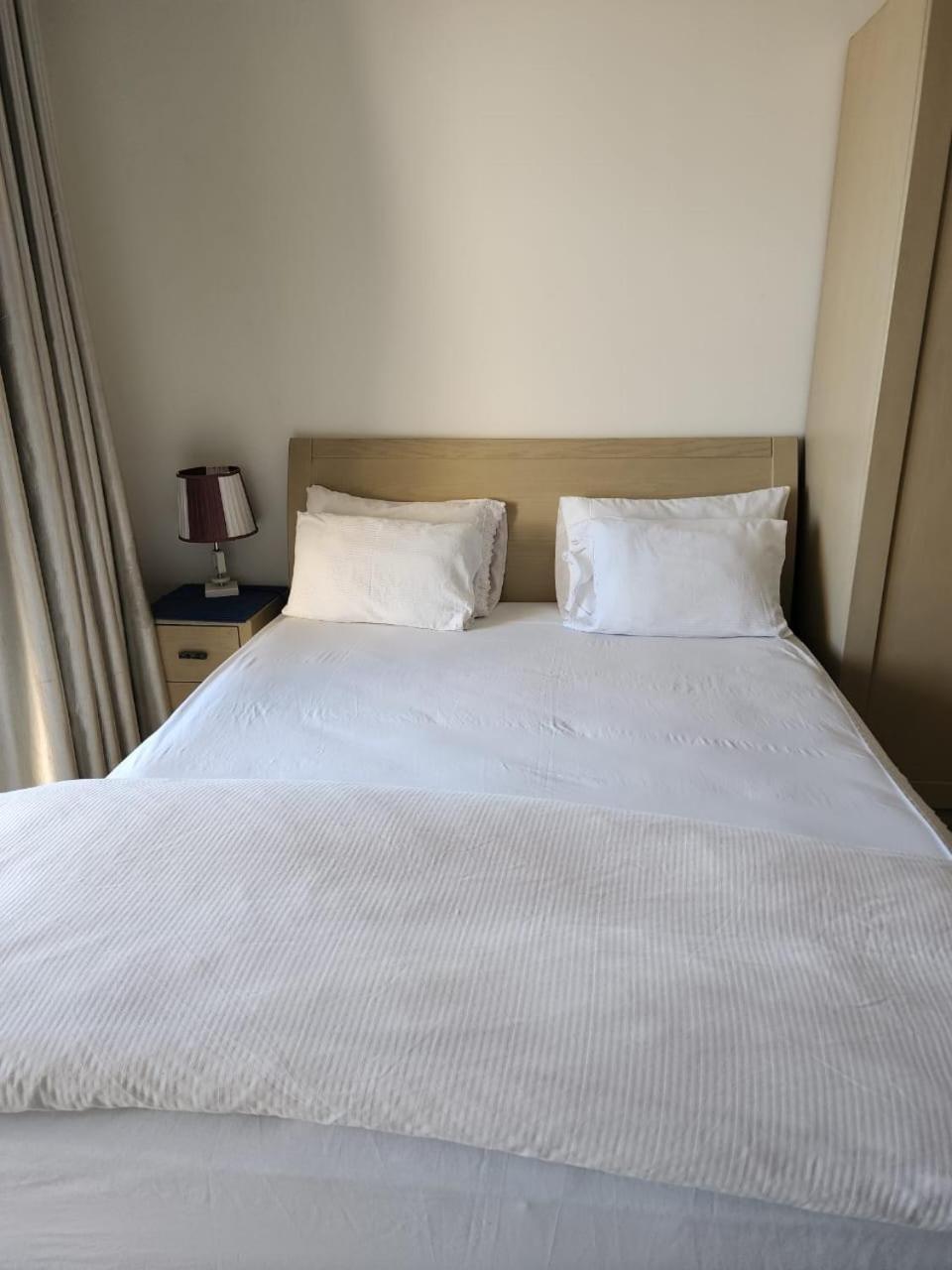 Apartment For Rent In The View 409 *