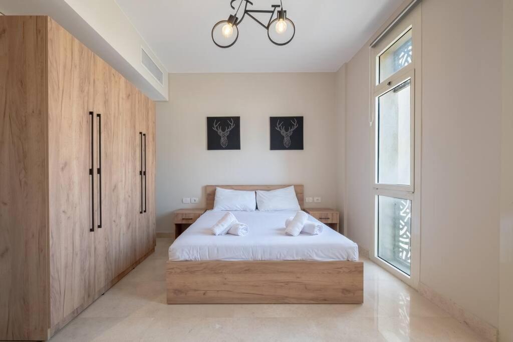 Newly Furnished Apt: Mangroovy Apartment