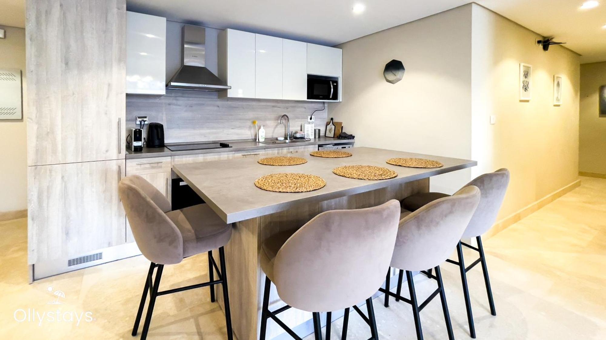 Ollystays Mangroovy 3br And Pool Free Access