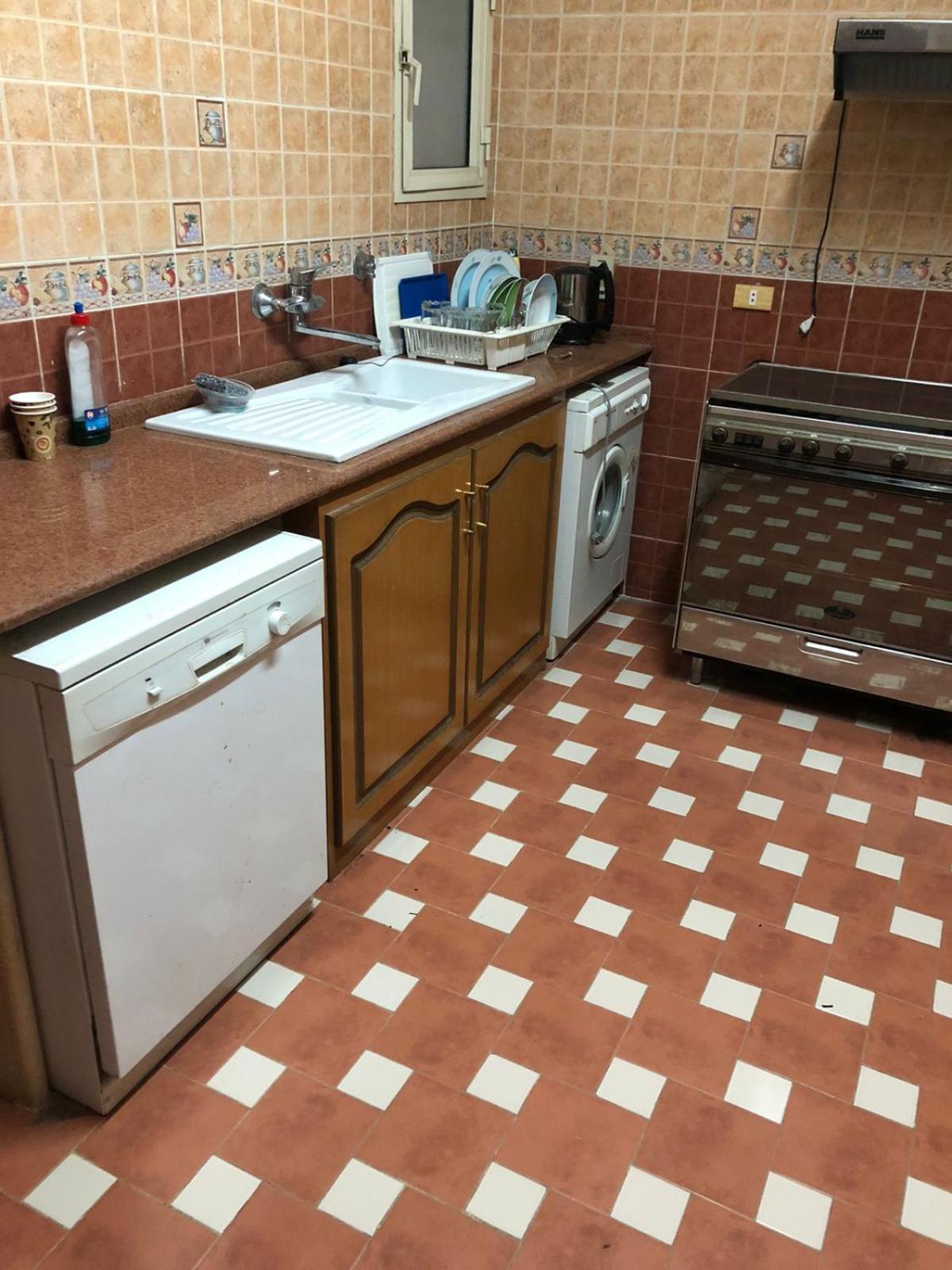 Hostel Stunning Seaview For Rent- Prime Location