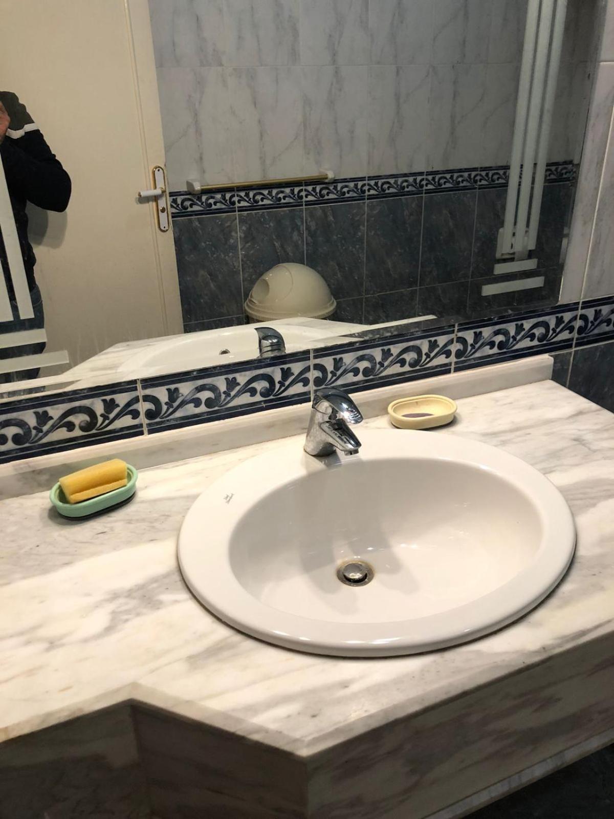 Stunning Seaview For Rent- Prime Location Hostel *