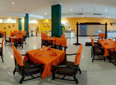 Golden 5 Sapphire Hotel