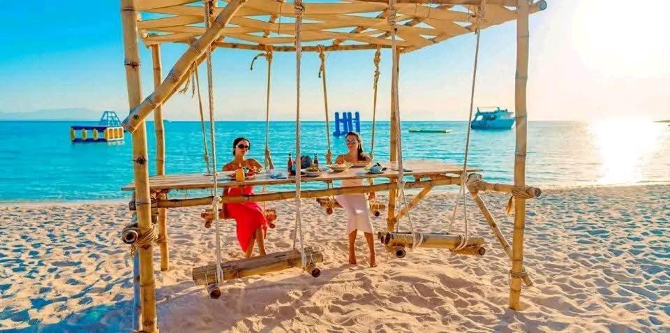 Contesa Do Botel Hurghada