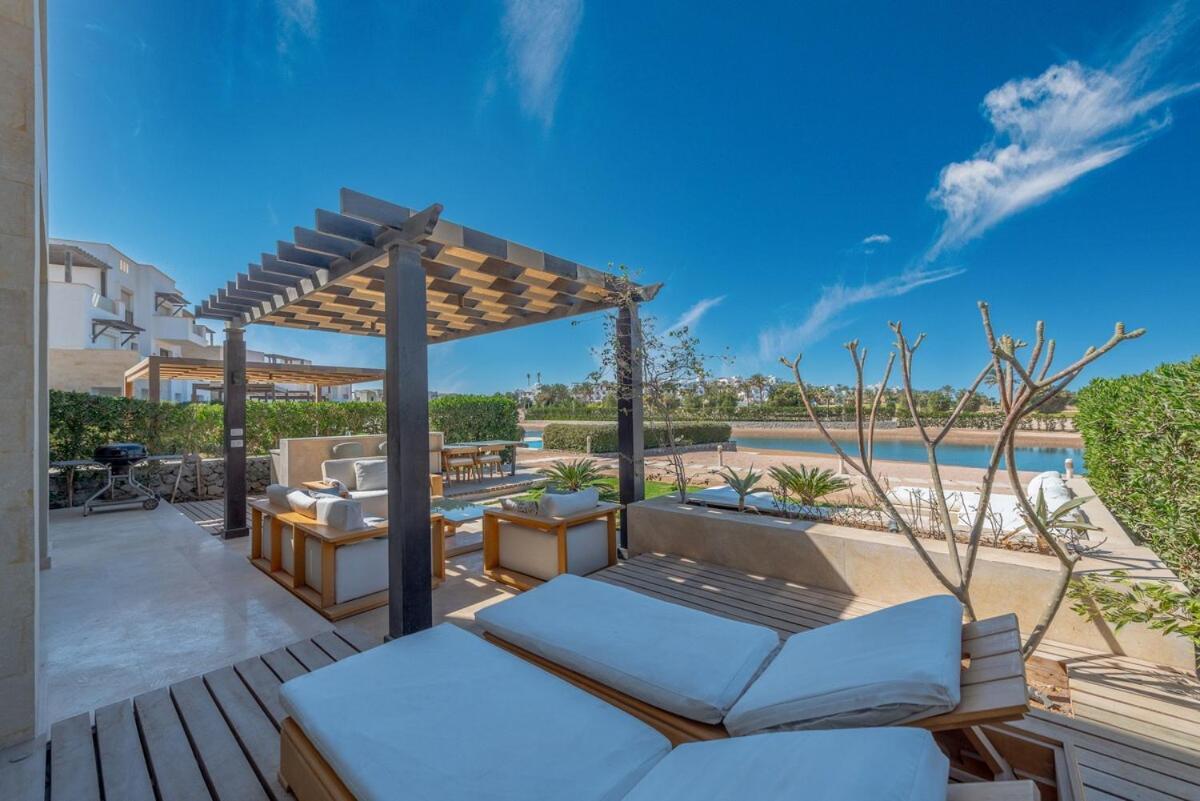 Serene Lakeview Escape 2br At Cyan Elgouna *