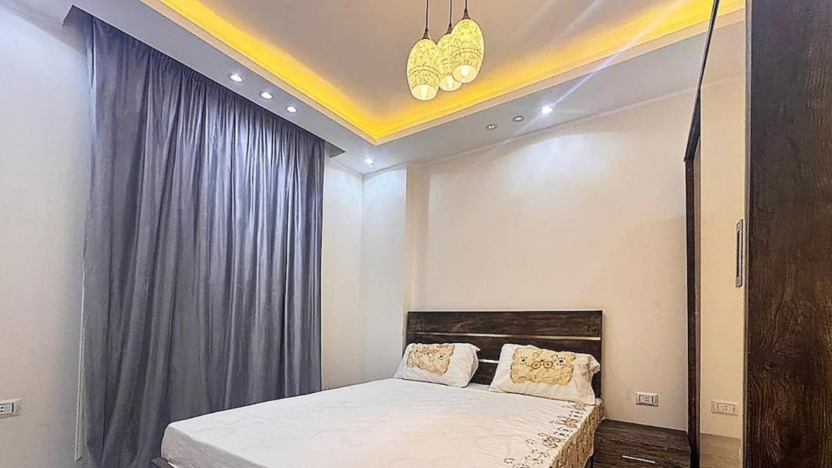 1 Bedroom In Hub Apartment *
