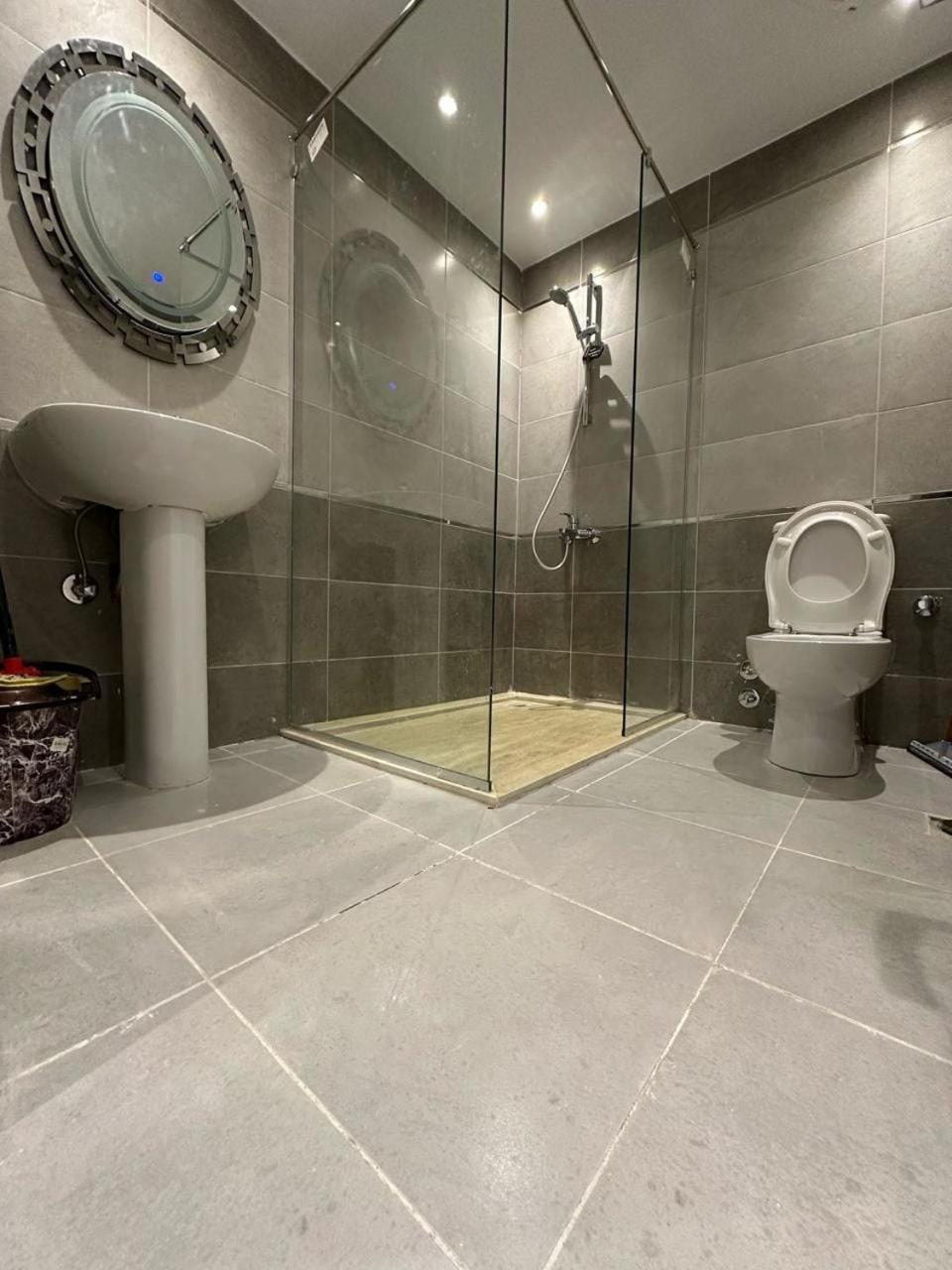 Apartment 2 Bedroom In Al Hambra - Mamsha