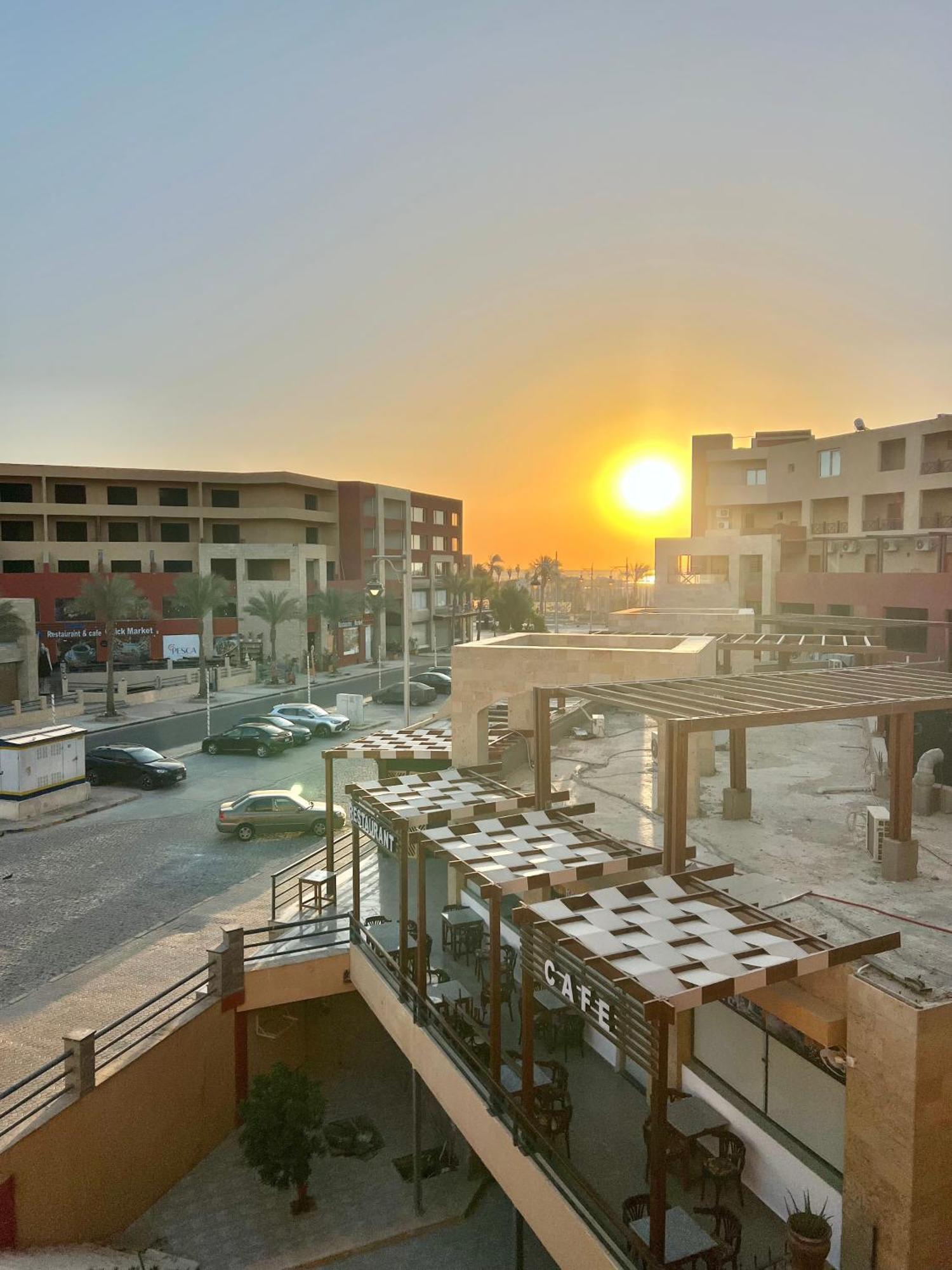 Alhambra Avenue Apartment Hurghada
