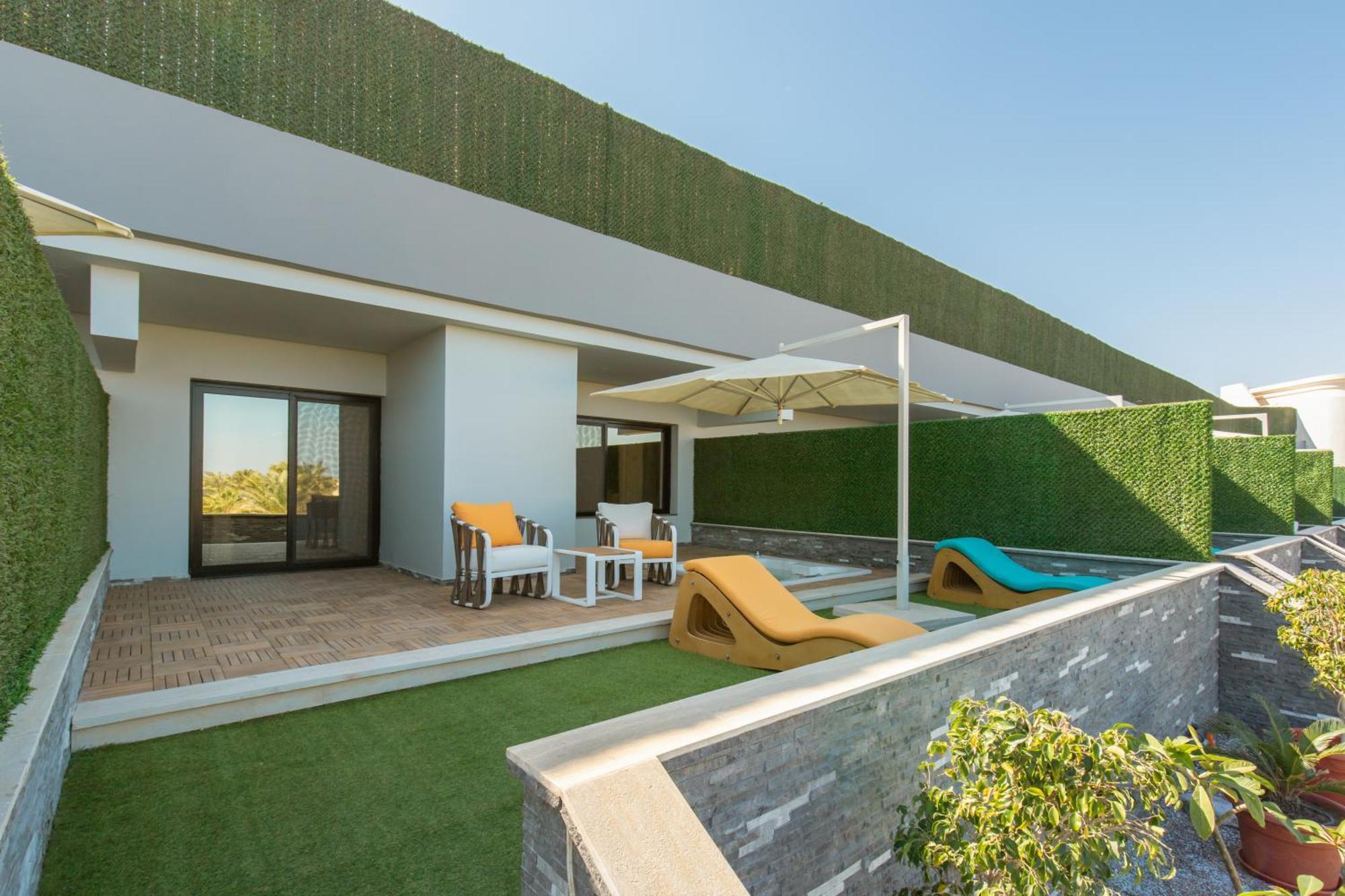 Long Resort 5*