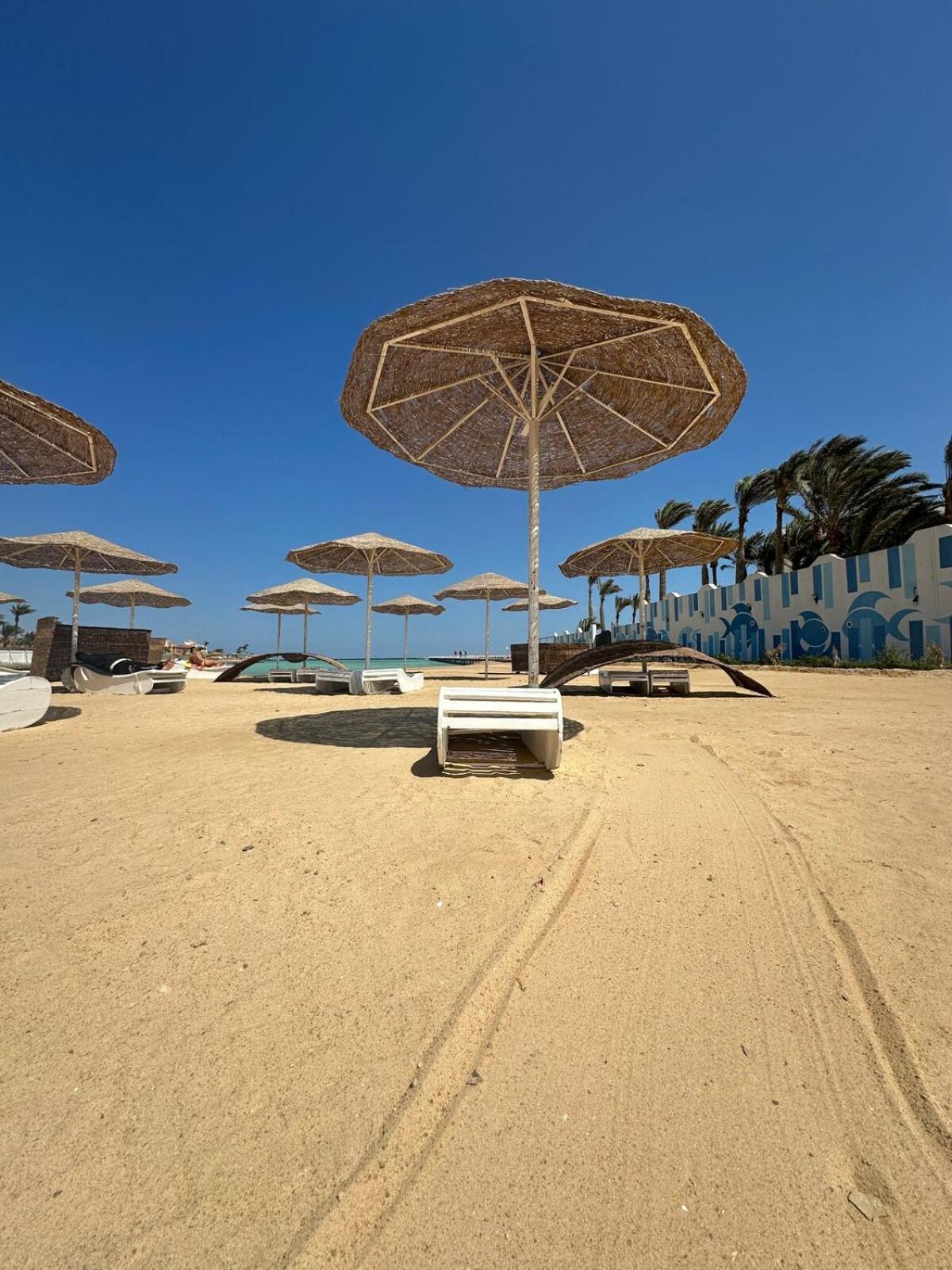 Seafront With Private Appartement *