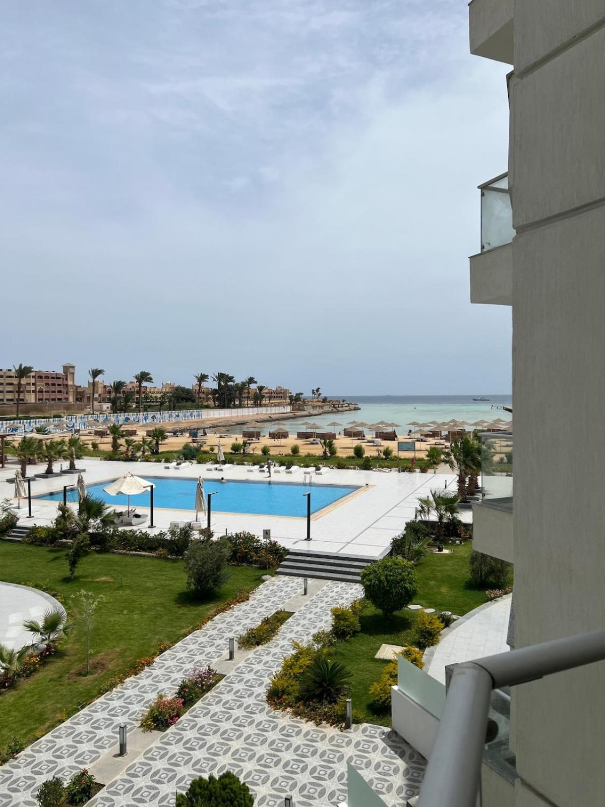 Modern Seaview In Scandic
