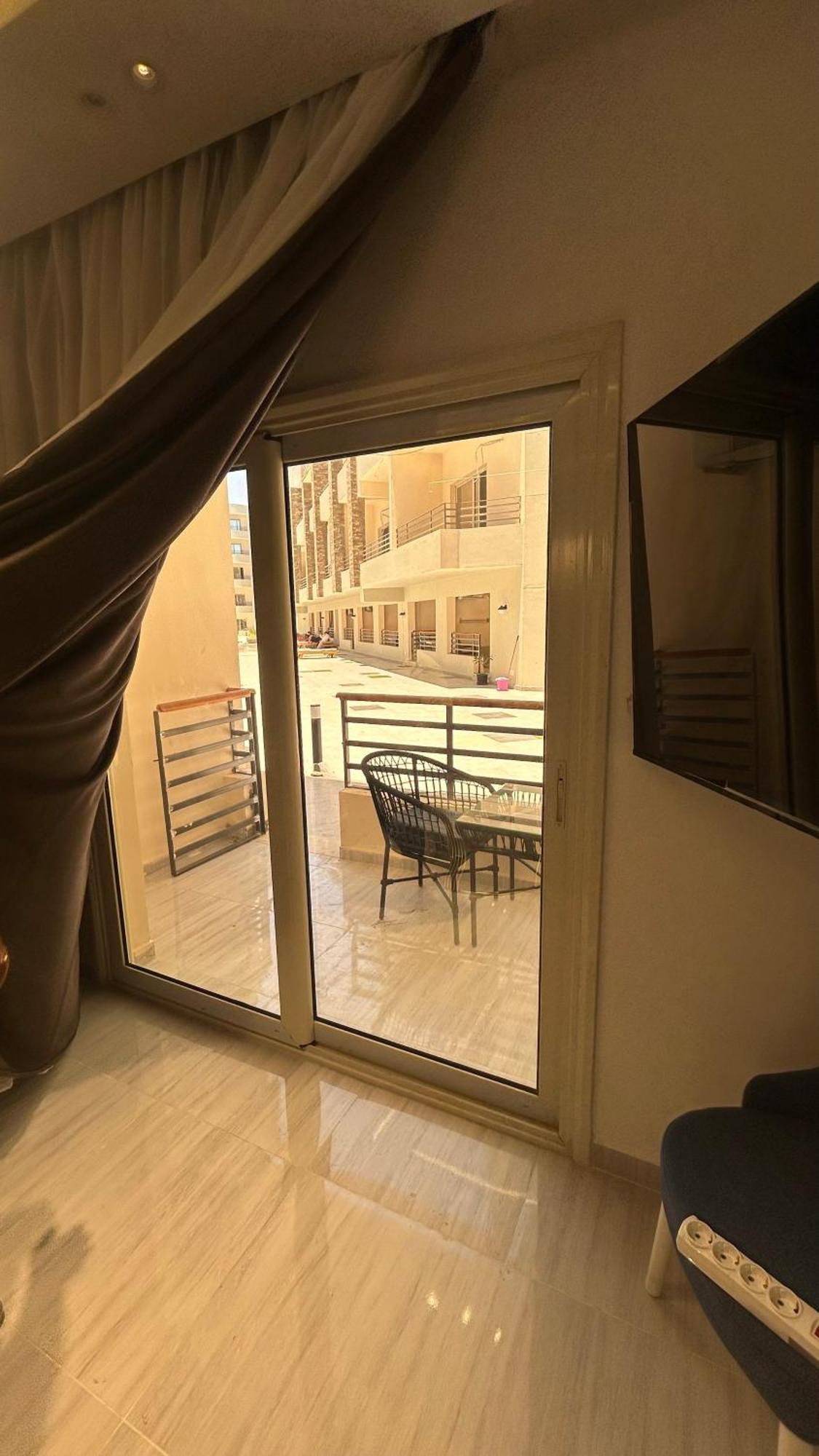 Flat In Elhambra Appart hôtel