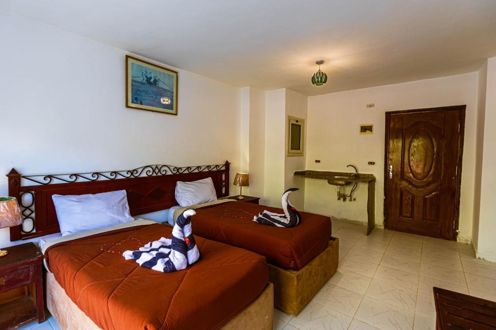 Fox House Resort