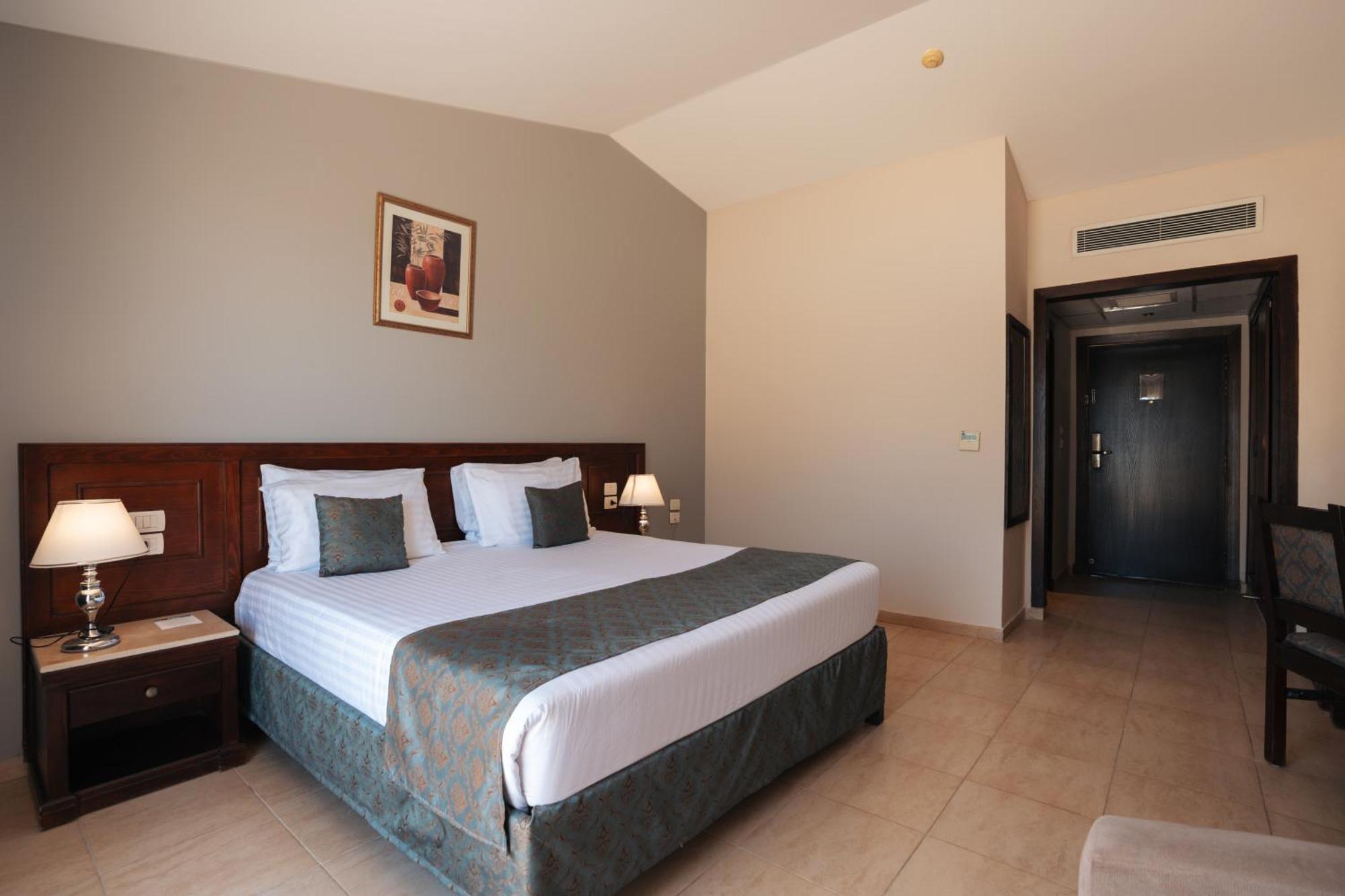 Riviera Aqua Park Hotel