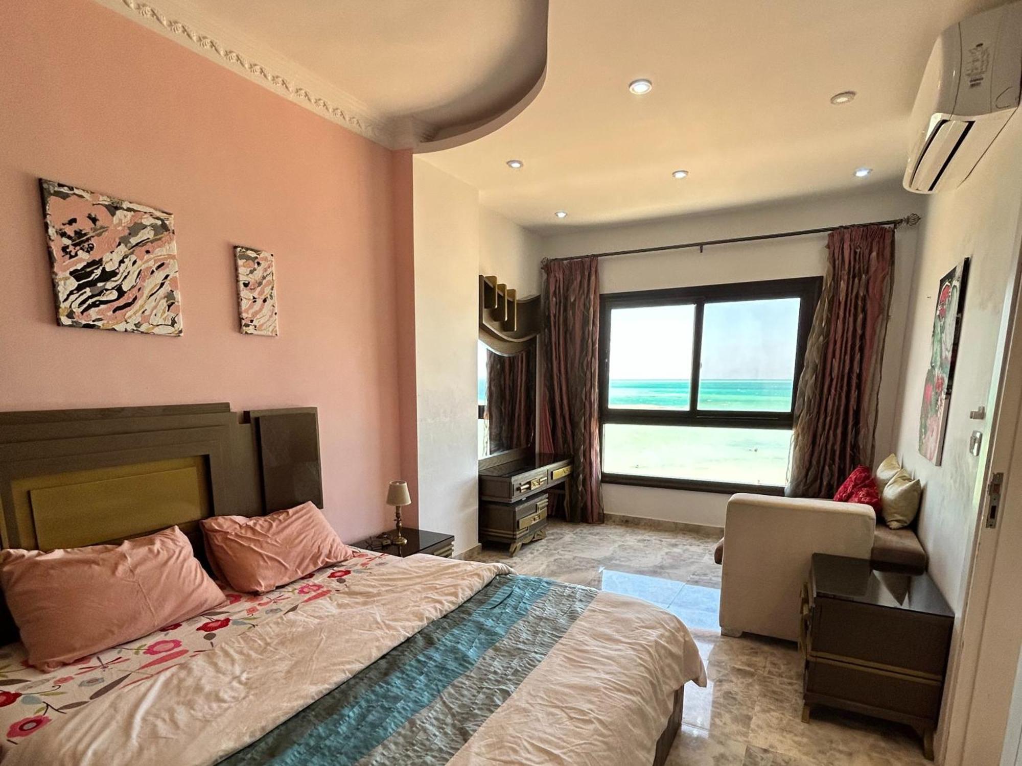 Apartment Concierge At Turtles Hurghada