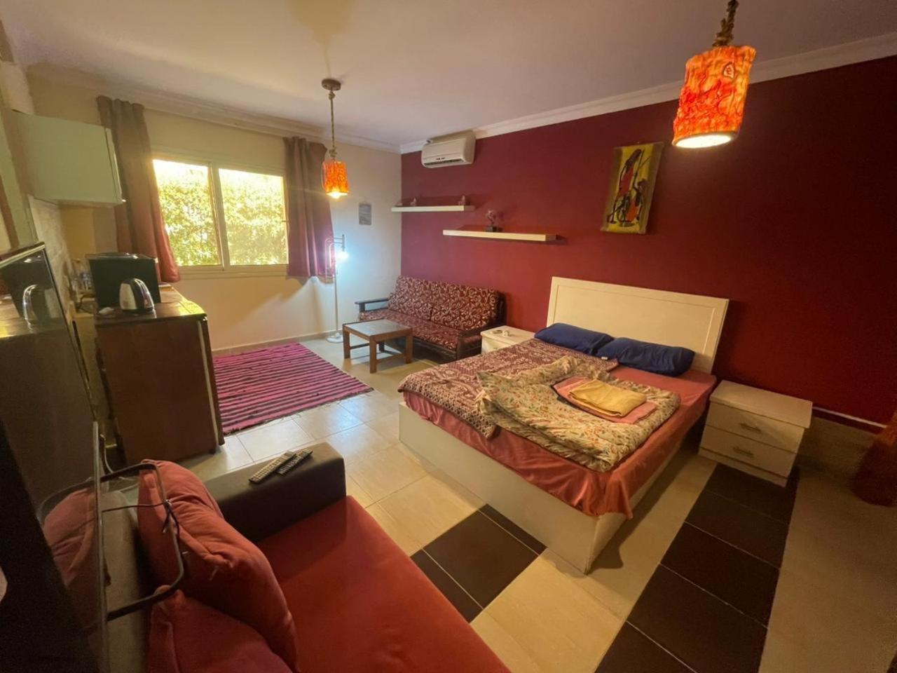 Comfortable In Karma With Private And Pools Family Only Or Female Apartment