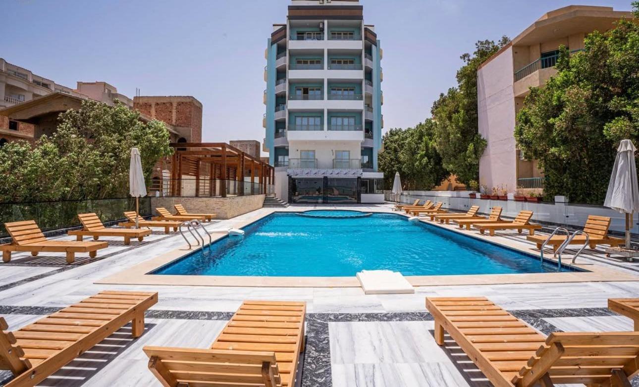Hotel cápsula Balkan Hurghada