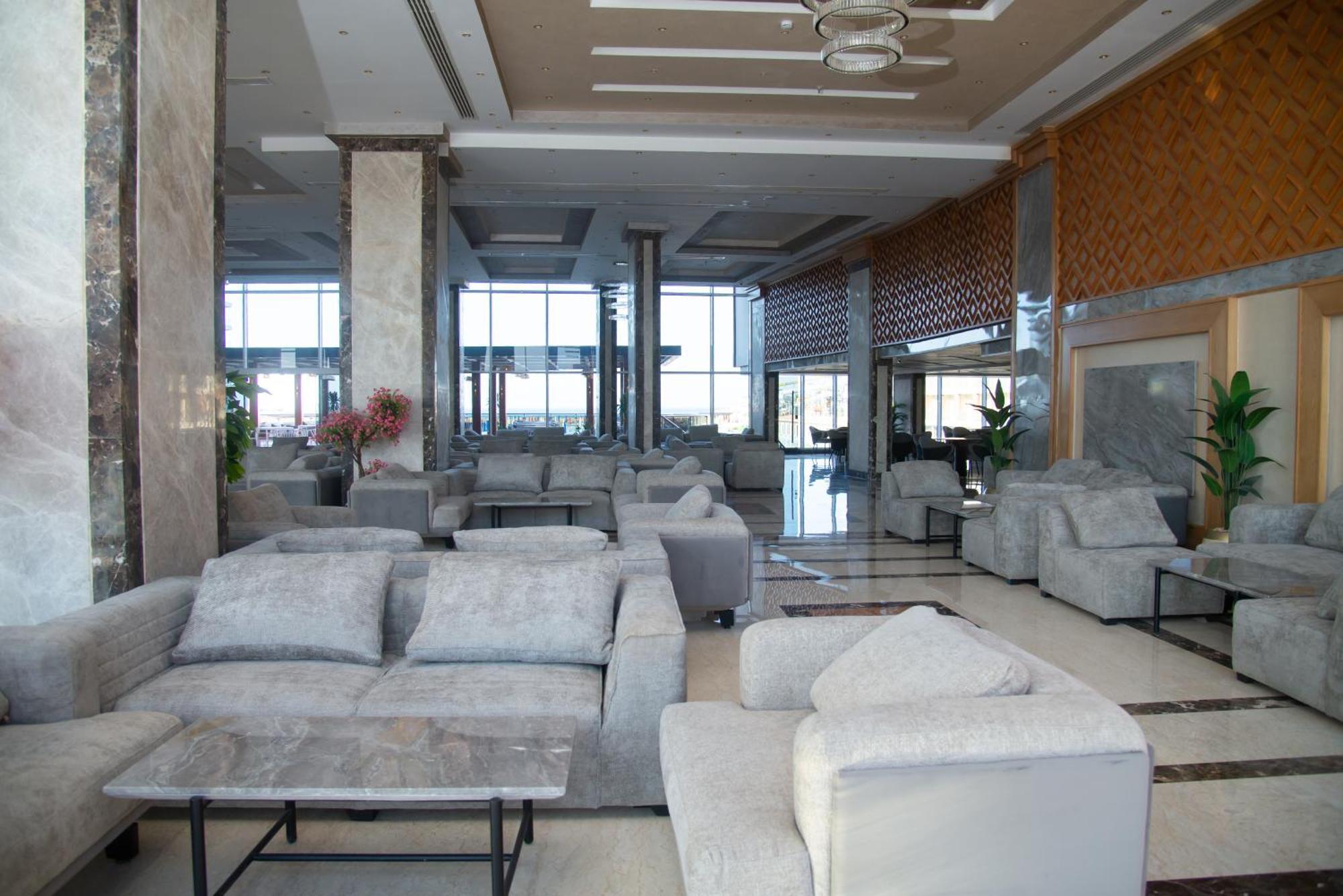 Hotel Rewaya Majestic 5*