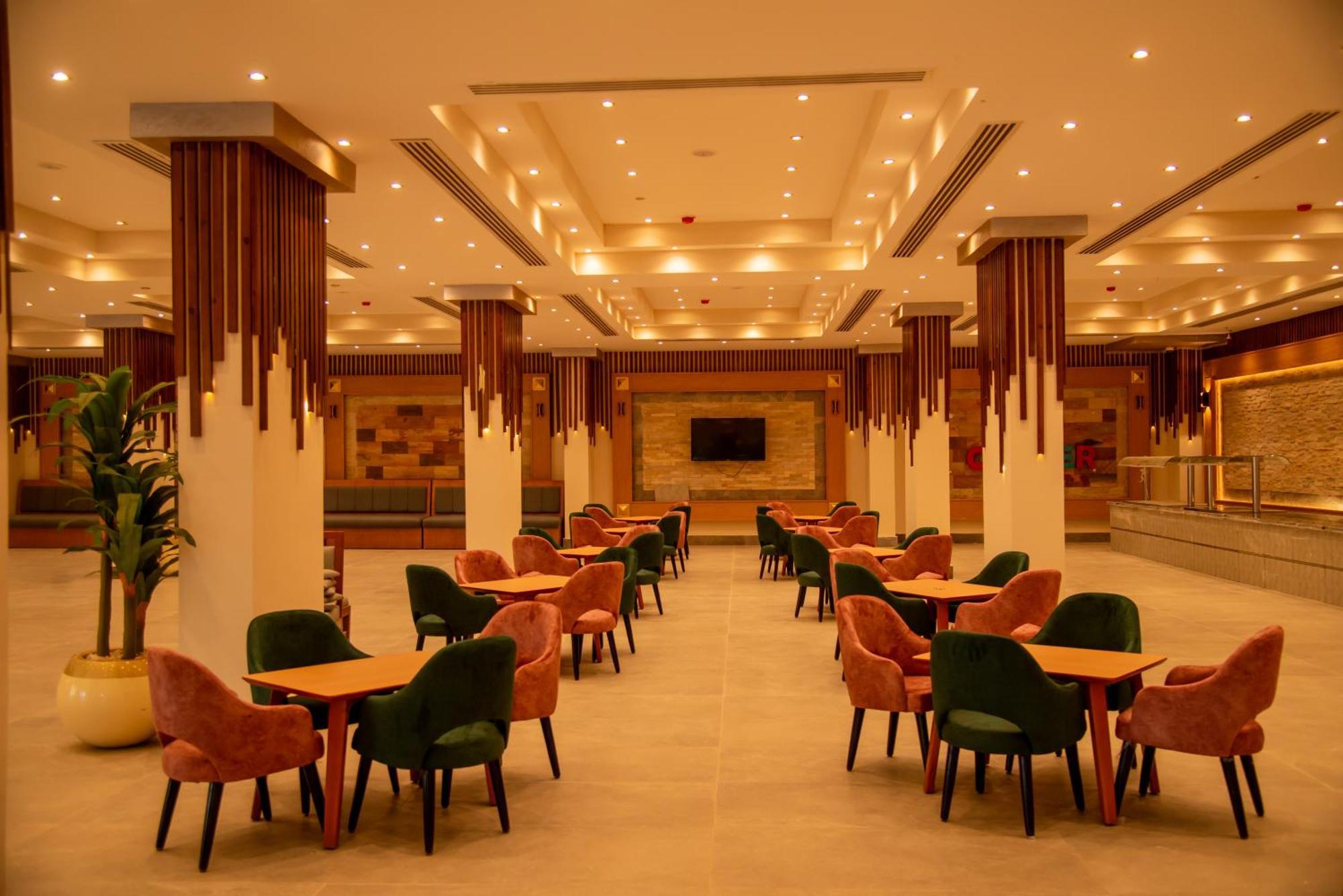 Rewaya Majestic 5*