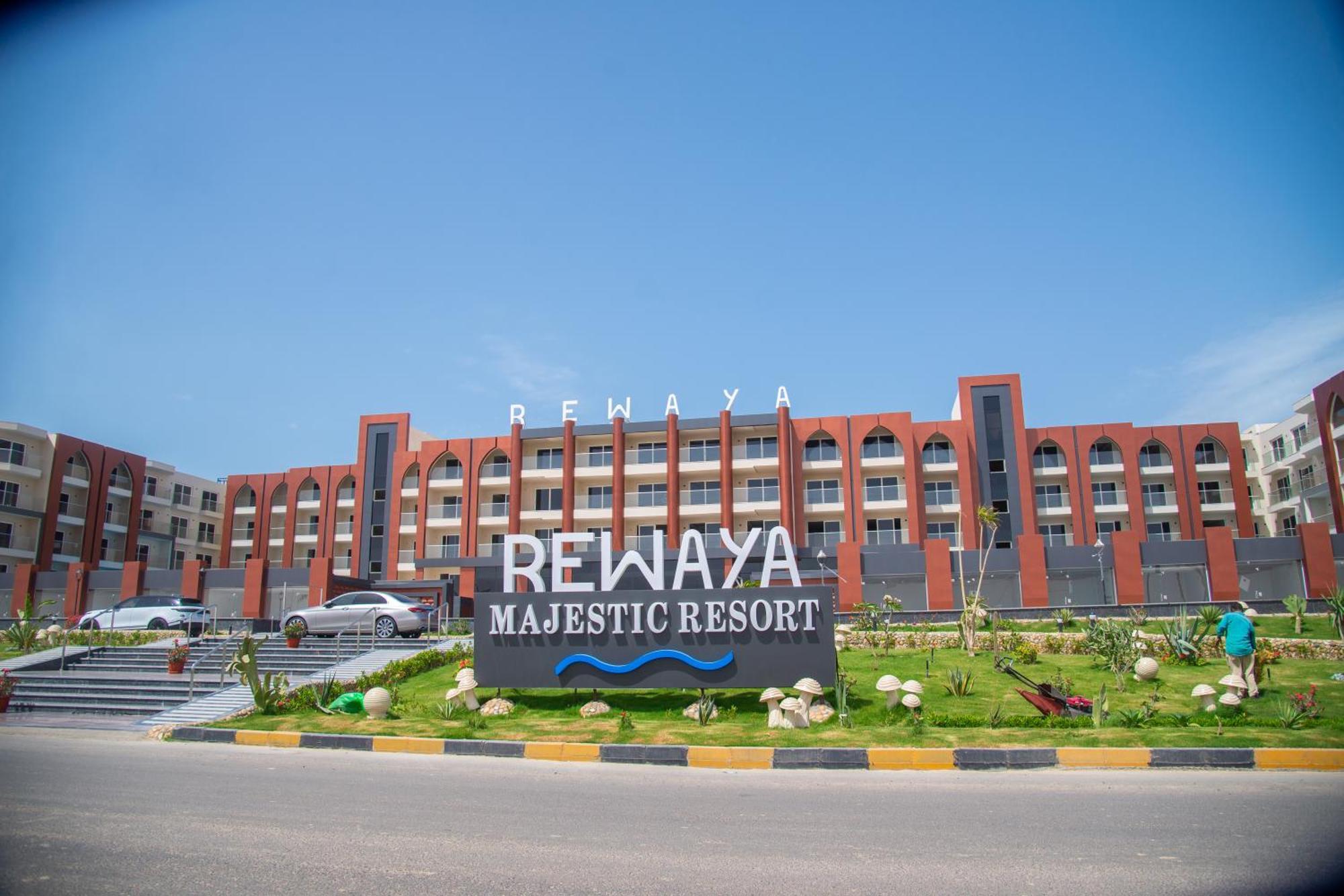 Rewaya Majestic Hotel