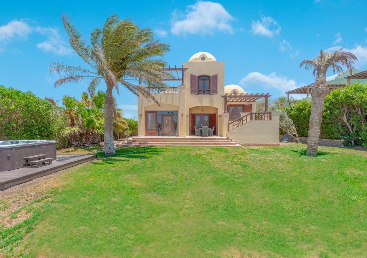 Scenic Views 3 Bedroom With Private Jacuzzi In Sabina * Hurghada