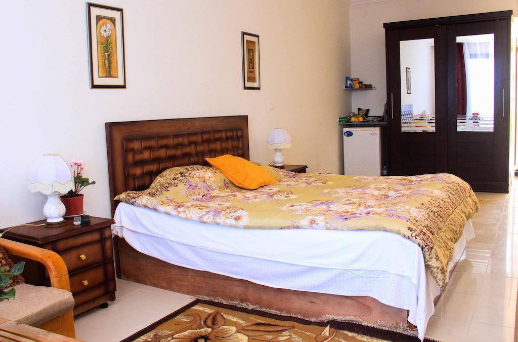 Chalet Navy Chalets