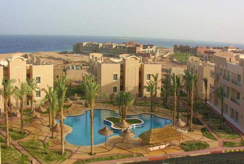 Pyramisa Sunset Pearl Resort 3*