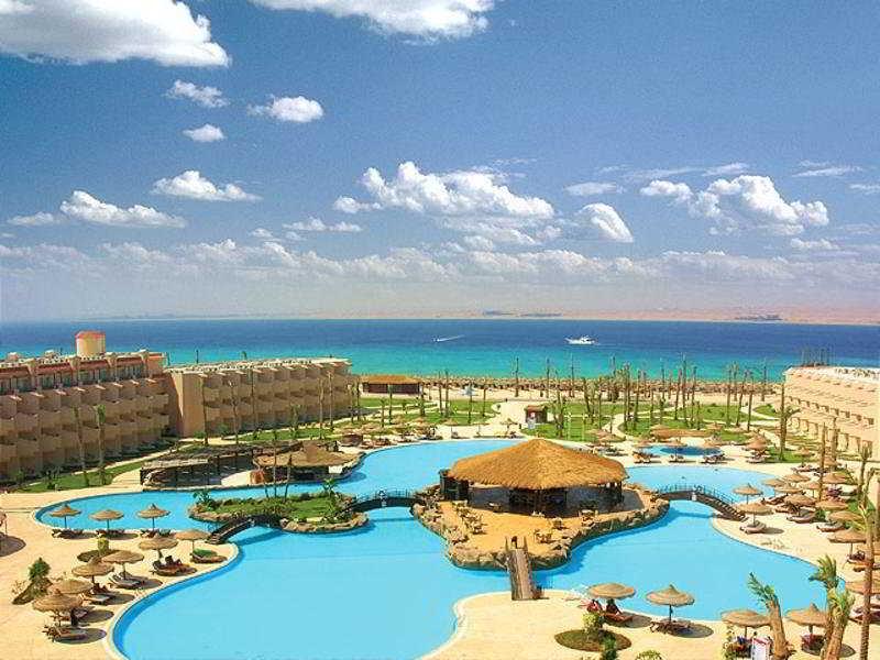 Pyramisa Sunset Pearl Resort 3*