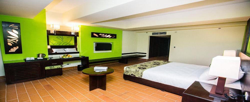 Amazonia 4*