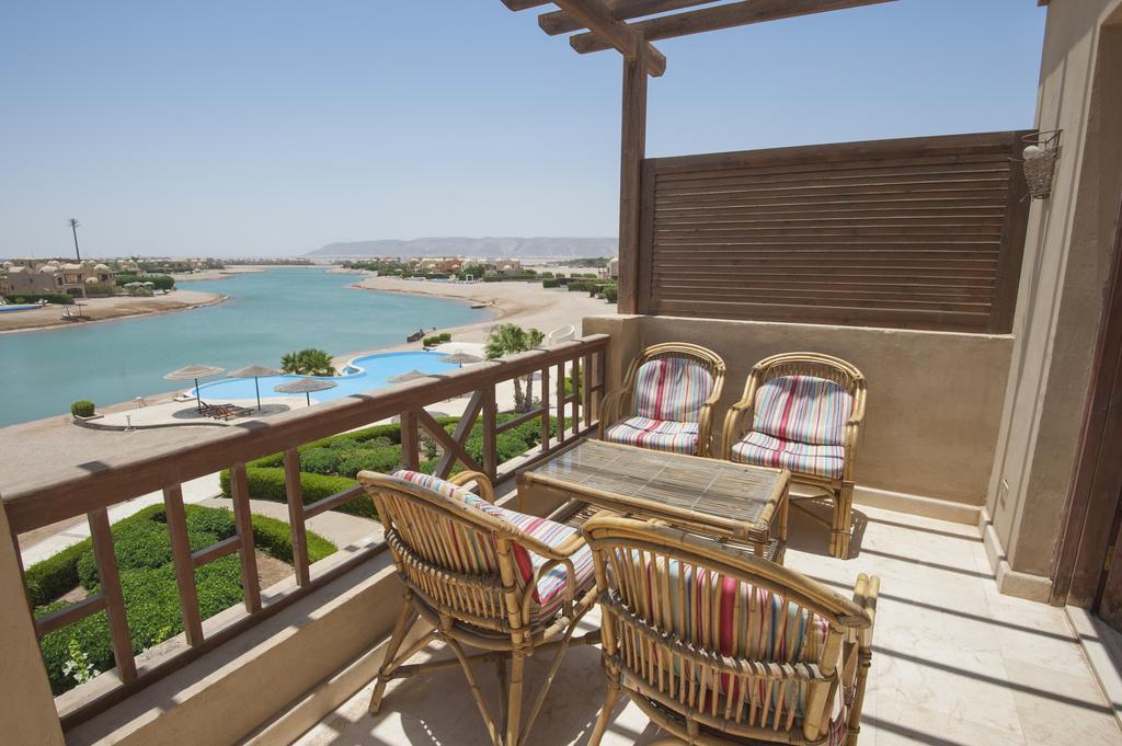 Overlooking Pool & Lagoon For Rent In Sabina El Gouna Egypt *