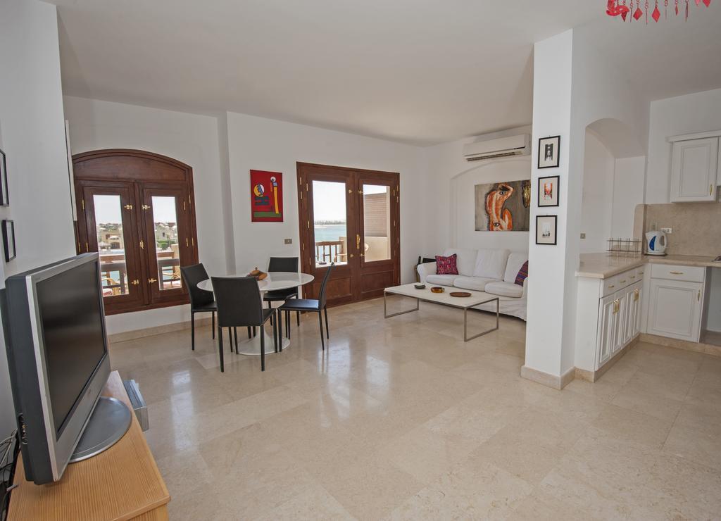 Overlooking Pool & Lagoon For Rent In Sabina El Gouna Egypt Apartment *