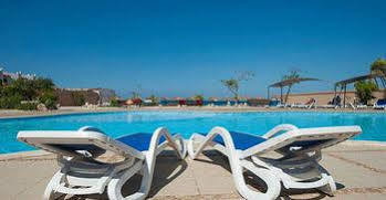 Navy Chalets *