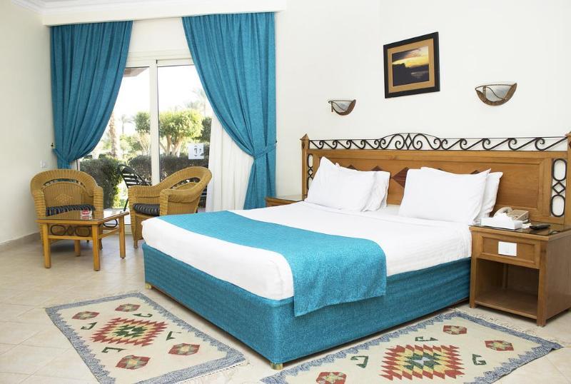 Pyramisa Sunset Pearl Resort 3*