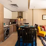 Jazzy 1Bdr W Outdoor Pool View Terrace Free Pool & Beach Access