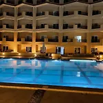 Selena Bay Resort M