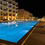 Selena Bay Resort M