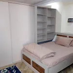 Cecelia Apartment