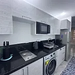 Luxury New Apartment In Hurghada - Private Beach