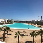 El Gouna Swan Lake I Direct Lake View I 3 Master Bedrooms Chalet